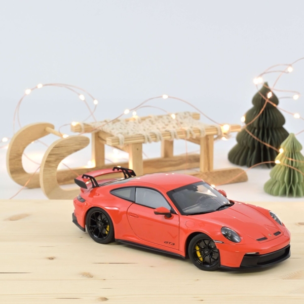 Norev 187300 Porsche 911 992 II GT3 2021 lava orange 1:18 Modellauto