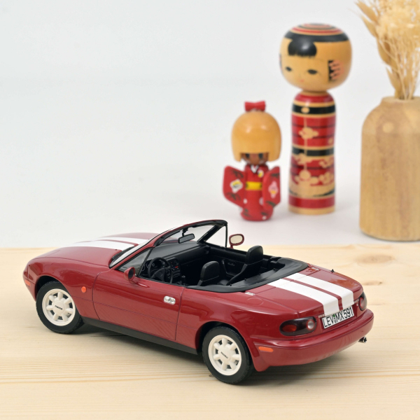 Norev Mazda MX-5 1989 Rot mit Streifen 1:18 Modellauto limitiert 1/100