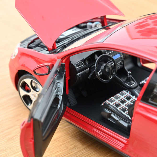 Volkswagen VW Golf VI GTI 2009 tornado rot 1:18 Modellauto Norev