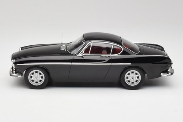 Norev 188703 Volvo 1800 S 1967 black 1:18 Modelcar limited 1/400