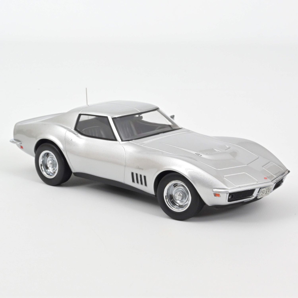 Norev 189032 Chevrolet Corvette C3 Coupe 1969 silber 1:18 Modellauto