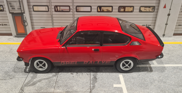 Norev Opel Kadett C-Coupe 1.6S Rallye 1977 rot 1:18 limitiert 1/504 Exclusiv Modellbau-Klar Modellauto