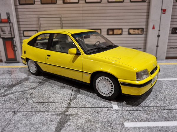 VORBESTELLUNG: Norev Opel Kadett E GSI 1987 gelb 1:18 limited 1/500