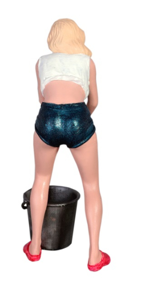 Atlantic 1:18 Figur Lola Frau die Auto wäscht für Modellbau Diorama