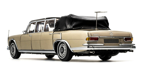 CMC M-217 Mercedes-Benz 600 Pullman W100 beige/brown 1:18 Landaulent Limitiert 1/800 Modellauto