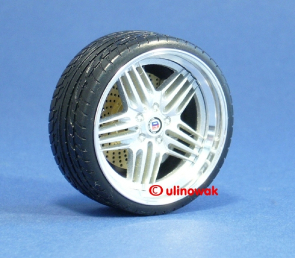 99074-20 Alufelge 1:18 Alpina Dynamic-Design 20 Zoll Stufenbett