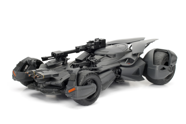 Jadatoys 253215000 Batman Justice League Batmobile 1:24 mit Figuren Modellauto