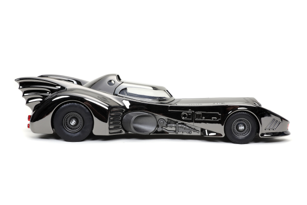 Jadatoys Next Level Batman 1989 Batmobile 1:24 mit Figuren Modellauto 31947