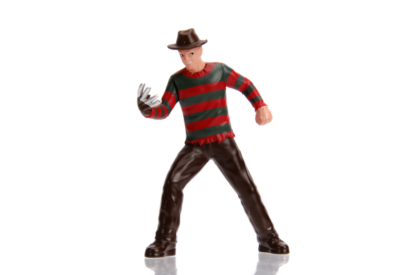 Jada Toys 253255004 Freddy Krüger Figur & 1958 Caddilac Series 62 1:24 Modellauto