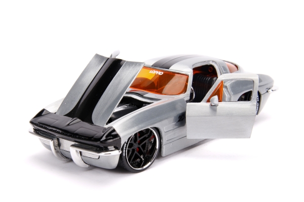 Jada Toys 253745006 Chevy Corvette 1963 Sting Ray Lopro Lifestyle 1:24 Modellauto