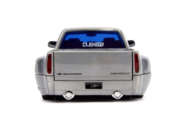 Jada Toys 253745016 Chevy Silverado 1999 Dooley Dub City 1:24 Modellauto