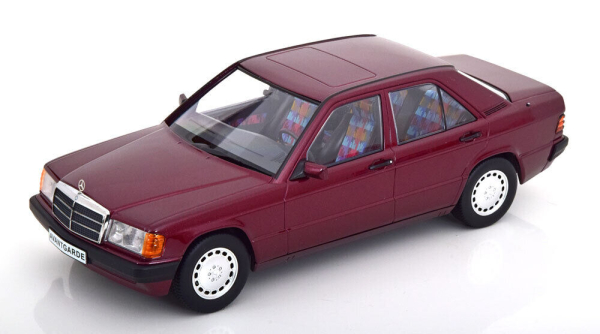 Triple9 1800310 Mercedes 190E 1.8 Avantgarde W201 darkred 1:18 limited 1/1002 Modellauto