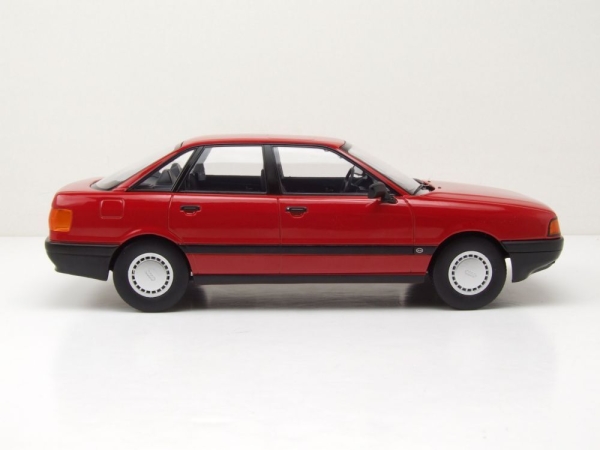 Triple9 1800343 Audi 80 B3 1989 rot 1:18 limitiert 1/1002 Modellauto