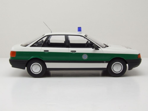 Triple9 1800345 Audi 80 B3 1989 Polizei 1:18 limitiert 1/1002 Modellauto