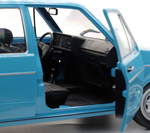 VW Golf I L 1983 Miami blau 1:18 Solido Modellauto Volkswagen