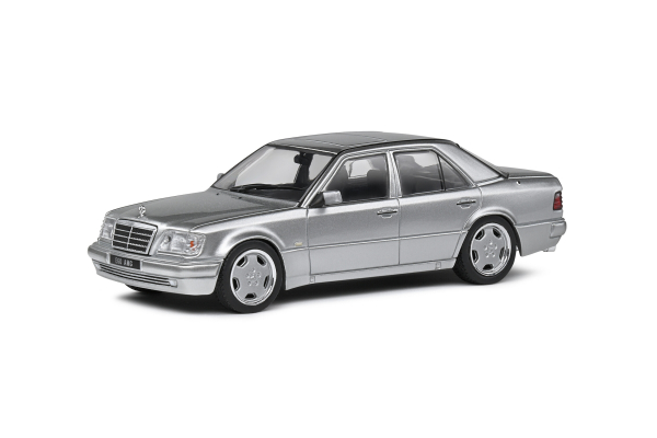 Mercedes-Benz (W124) E60 AMG Silber Metal 1994 1:43 Modellauto Solido 421437380