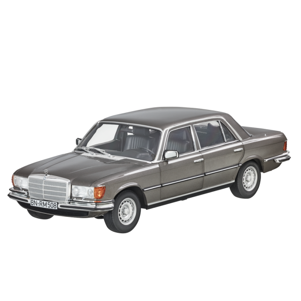 Norev B66040642 Mercedes-Benz 450 SEL 6.9 1976 Grey metallic 1:18