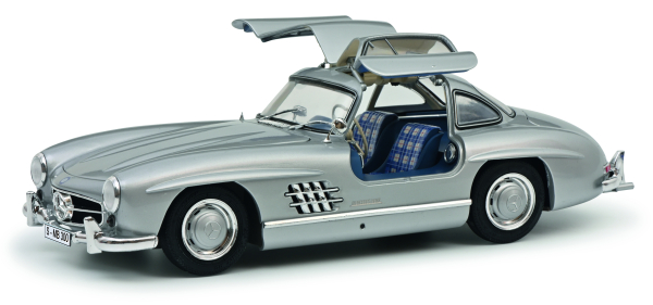 Mercedes Benz 300SL gullwing W198 silver 1:18 Schuco 450045200 Modelcar