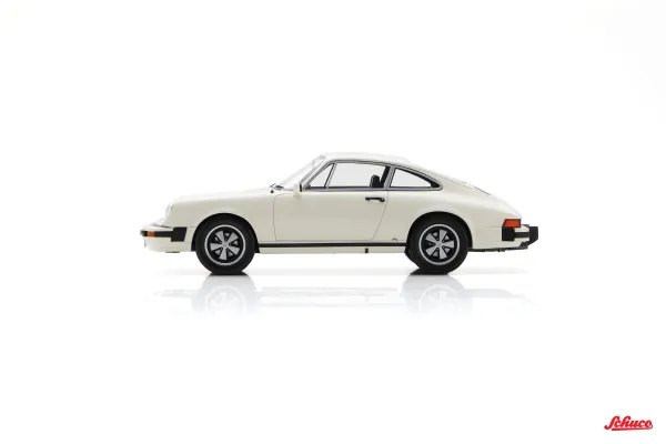 Porsche 911 Coupe weiß 1:18 Schuco 450048600 Modellauto