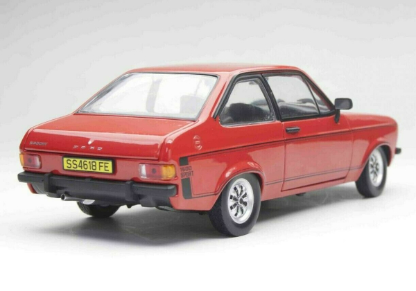 Sunstar Ford Escort Sport MKII MK2 1975 rot 1:18 Modellauto