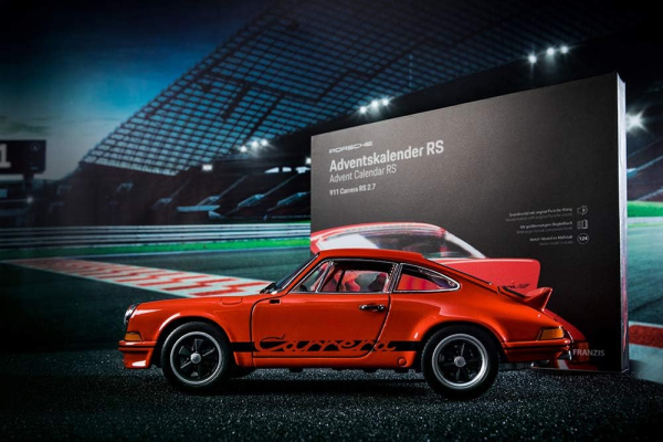 Franzis 67125 Porsche 911 Carrera RS 2.7 Adventcalender 1:24 modelcar modelkit