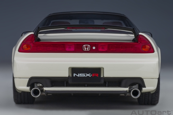 AUTOart Honda NSX-R (NA2) 2019 championship weiss 1:18 Modellauto