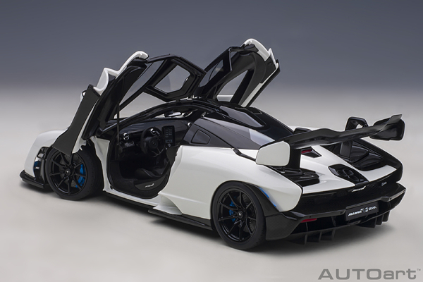 AUTOart 76075 McLaren Senna 2018 vision pure / white 1:18 Modellauto