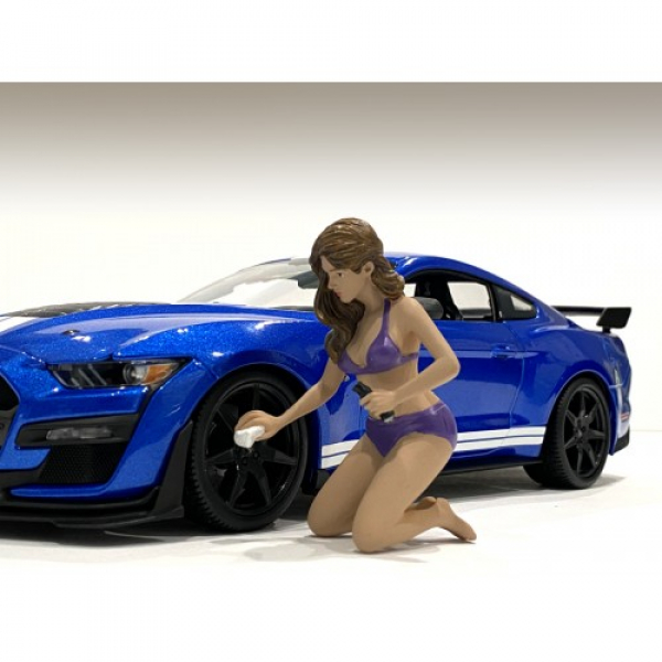 American Diorama 76265 Bikini Car Wash Girl Alisia 1:18 Figur 1/1000 limitiert