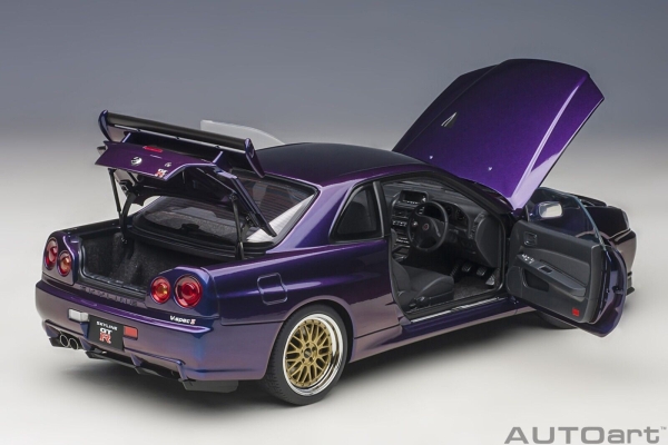 AUTOart NISSAN SKYLINE GT-R R34 2002 V-Spec II midnight purple 1:18 77403 Modellauto