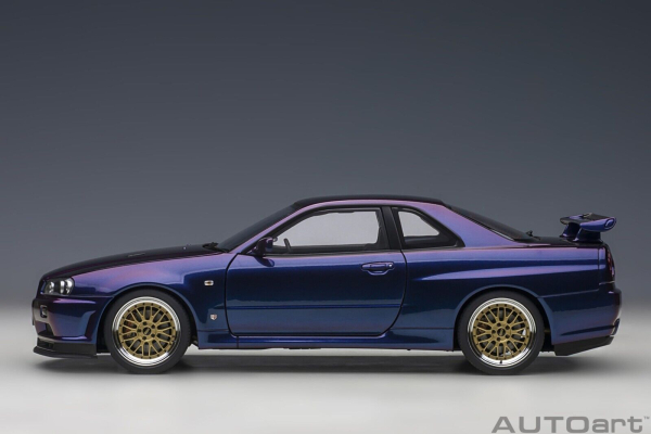 AUTOart NISSAN SKYLINE GT-R R34 2002 V-Spec II midnight purple 1:18 77403 Modellauto