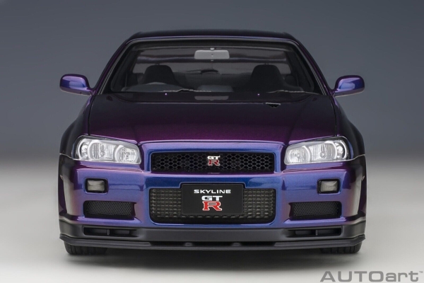 AUTOart NISSAN SKYLINE GT-R R34 2002 V-Spec II midnight purple 1:18 77403 Modellauto