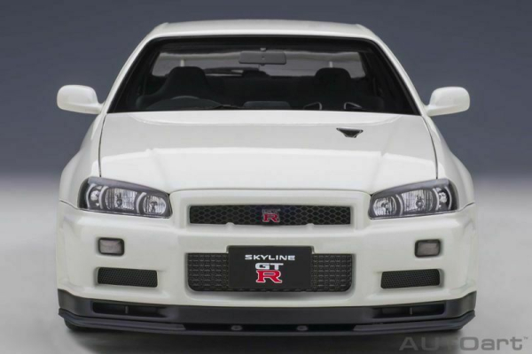 AUTOart NISSAN SKYLINE GT-R R34 2001 V-Spec II weiss 1:18 77406 Modellauto