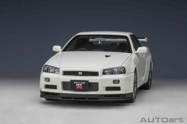 AUTOart NISSAN SKYLINE GT-R R34 2001 V-Spec II weiss 1:18 77406 Modellauto