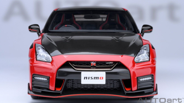 AUTOart Nissan NISMO R35 GT-R 2022 red Carbon 1:18 77502 Modelcar