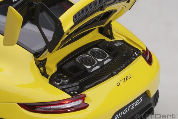 AUTOart PORSCHE 911 991.2 GT2 RS 2017 Weissach Package Racing yellow 1:18 78172