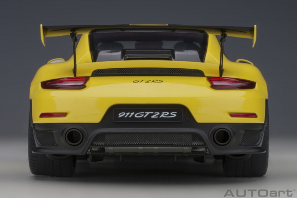 AUTOart PORSCHE 911 991.2 GT2 RS 2017 Weissach Package Racing yellow 1:18 78172