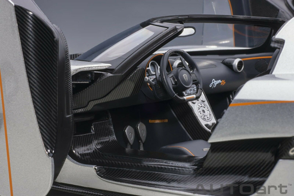 AUTOart 79024 Koenigsegg Agera RS 2015 silber Carbon orange 1:18 Modellauto