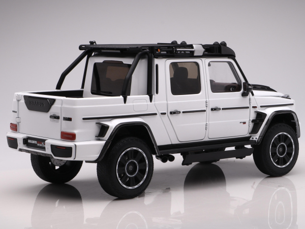 Almost Real 860524 Mercedes-Benz Brabus G800 Adventure XPL 2020 polar weiss 1:18 limitiert 1/1008 Modellauto