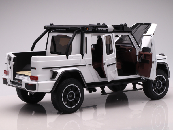 Almost Real 860524 Mercedes-Benz Brabus G800 Adventure XPL 2020 polar weiss 1:18 limitiert 1/1008 Modellauto