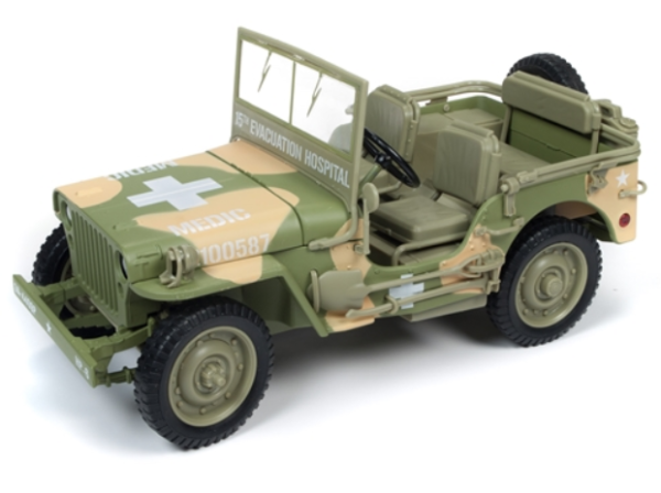 AutoWorld 1941 Jeep Willys Army Medic Camo 1:18 WWII Militär Modellauto