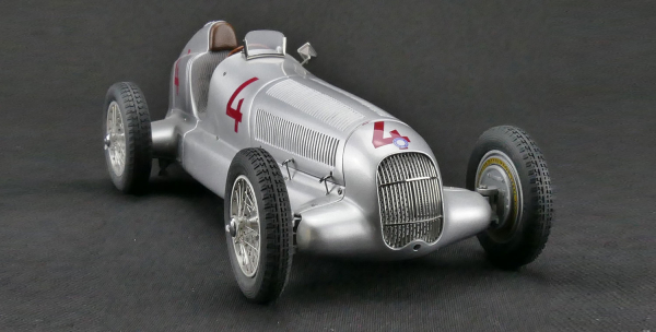 CMC Mercedes-Benz W 25 GP Monaco 1935 #4 Fagioli 1:18 M-104 limitiert 1/2000