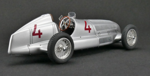 CMC Mercedes-Benz W 25 GP Monaco 1935 #4 Fagioli 1:18 M-104 limitiert 1/2000