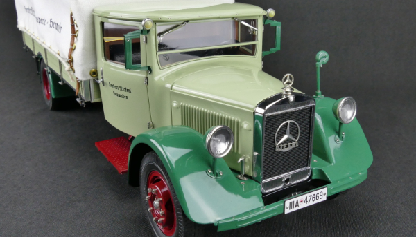 CMC Mercedes-Benz LO 2750 LKW mit Planenaufbau, 1933-1936 1:18 M-170