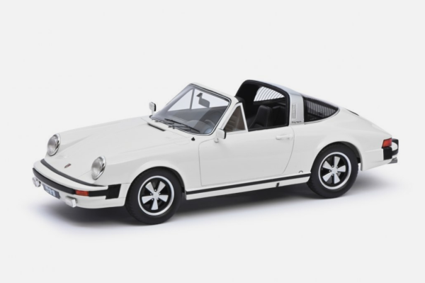 Porsche 911 Targa weiß 1:18 Schuco 450025700 Modellauto