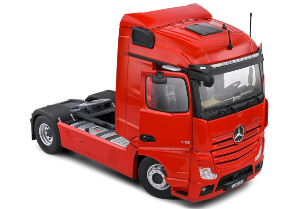 Mercedes-Benz Actros rot 1:24 Solido 421240100 Modellauto