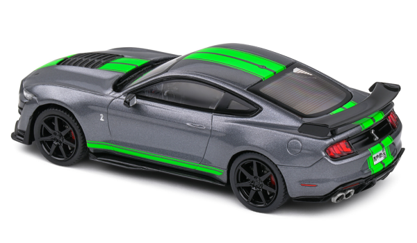 Shelby Mustang GT500 Grau/Neon Grün 2020 1:43 Modellauto Solido 421437480