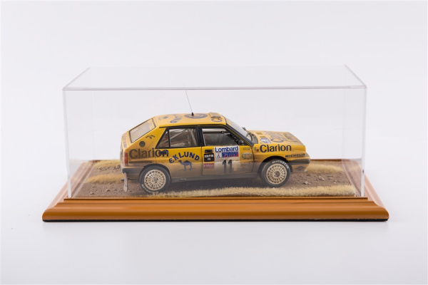 Acrylic Display Case Diorama Dessert Road 1:18 30102 limited edition 1/200