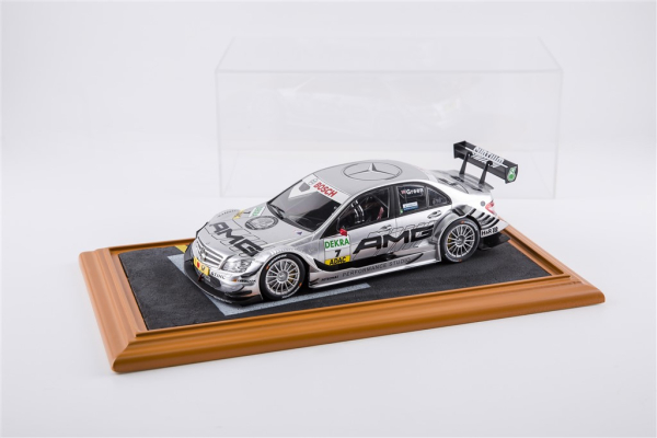 Acryl Vitrine Diorama Startplatz Rennstrecke 1:18 30103 limited edition 1/200