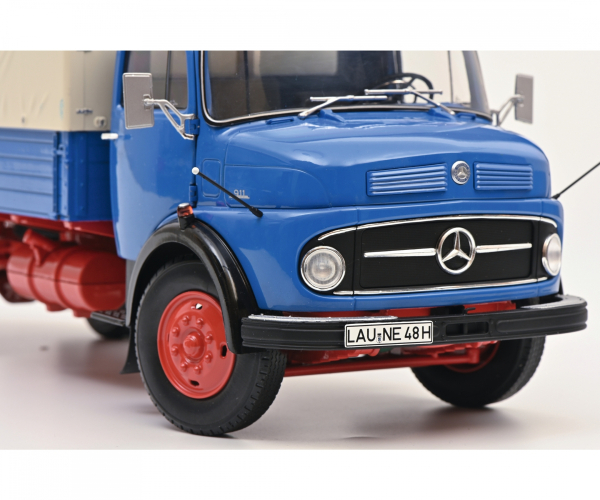 Schuco 450044800 Mercedes MB L911 blau Pritsche LKW 1:18 limitiert Modellauto