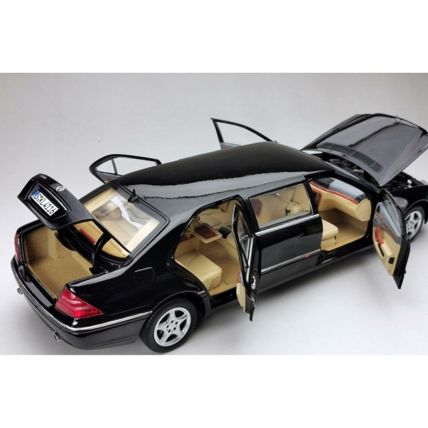 Sunstar Mercedes-Benz 2000 Pullman S600 S-Klasse schwarz 1:18 Modellauto